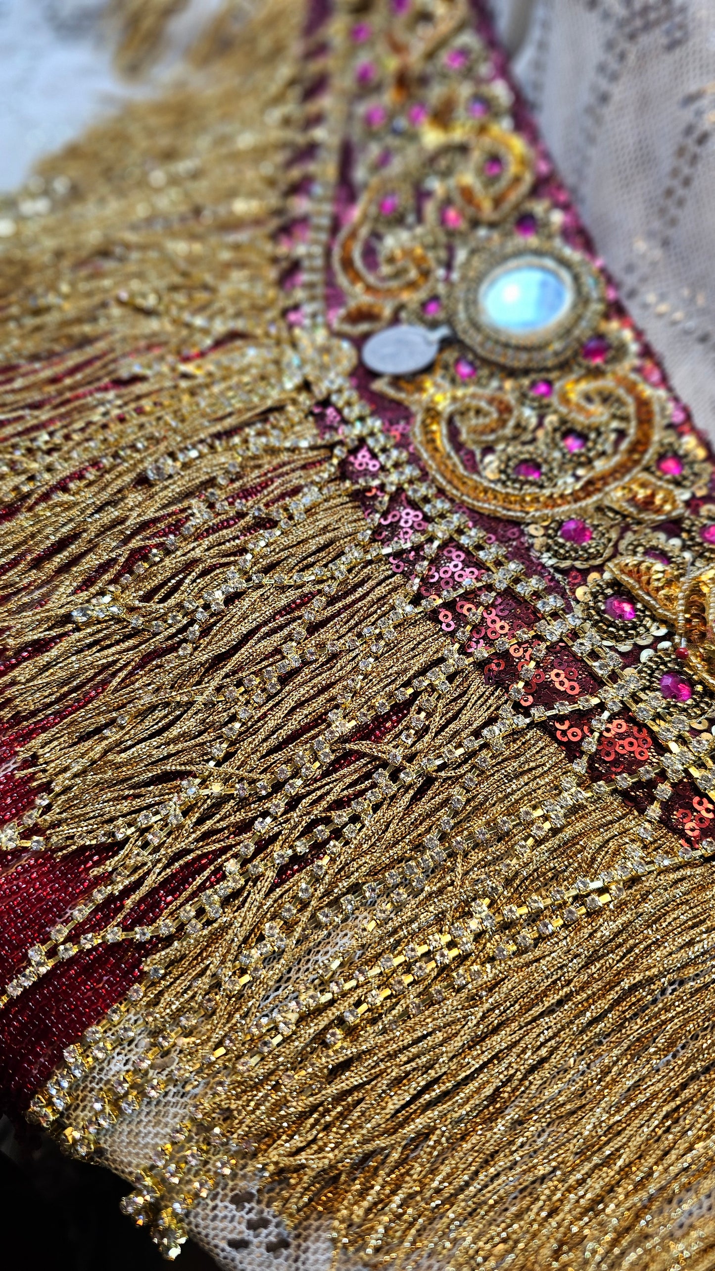 Maßanfertigung COSTUME RED GOLD Rachael Redfern ( England)